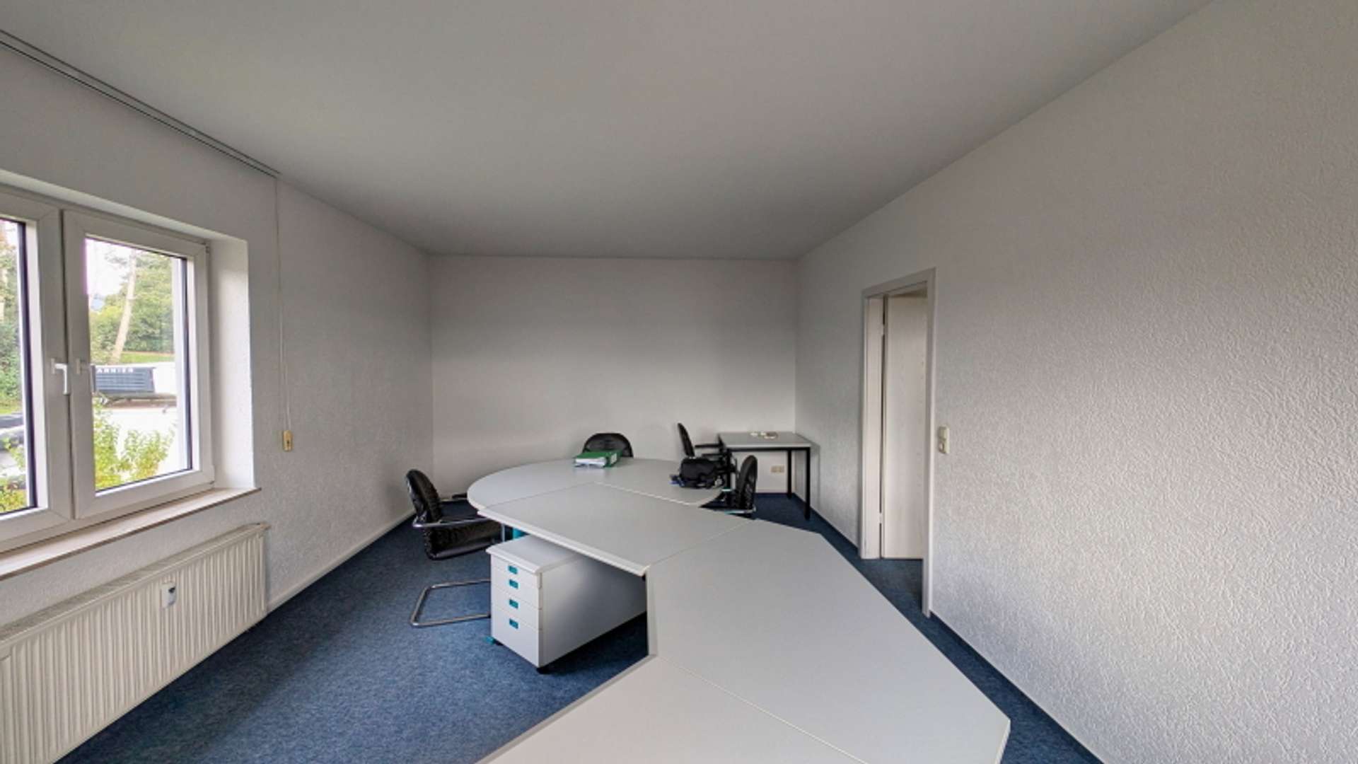 Büro 1
