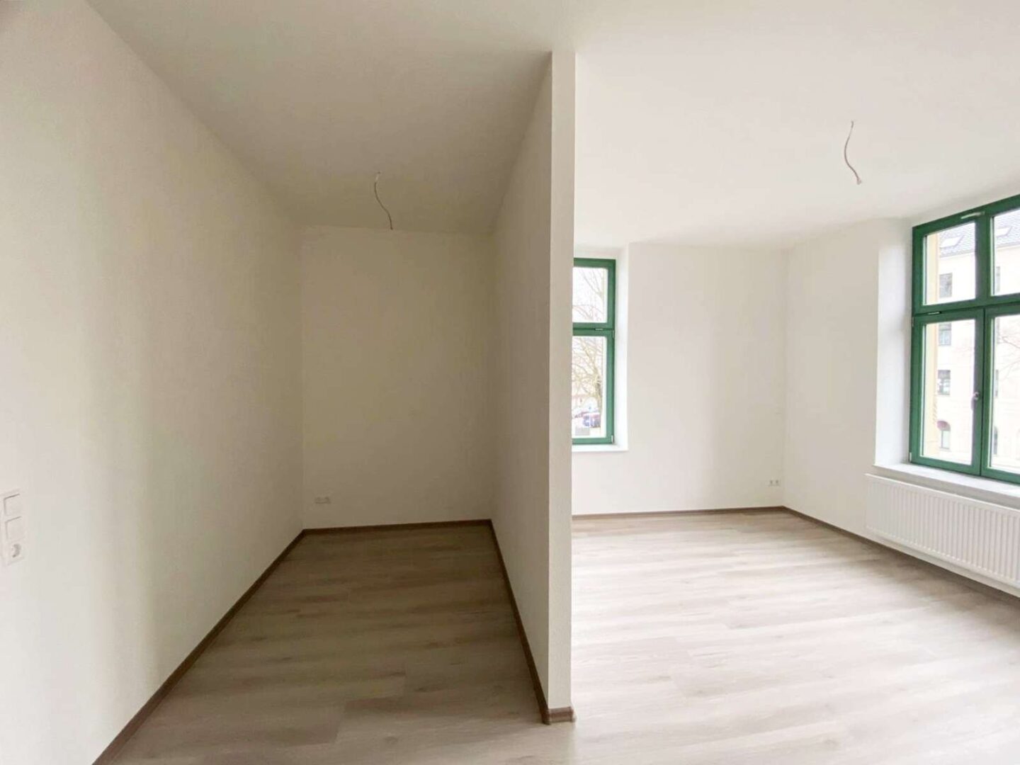 Schlafzimmer mit Ankleideraum
