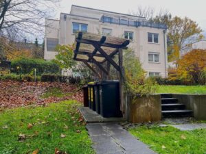 Mülltonnenplatz